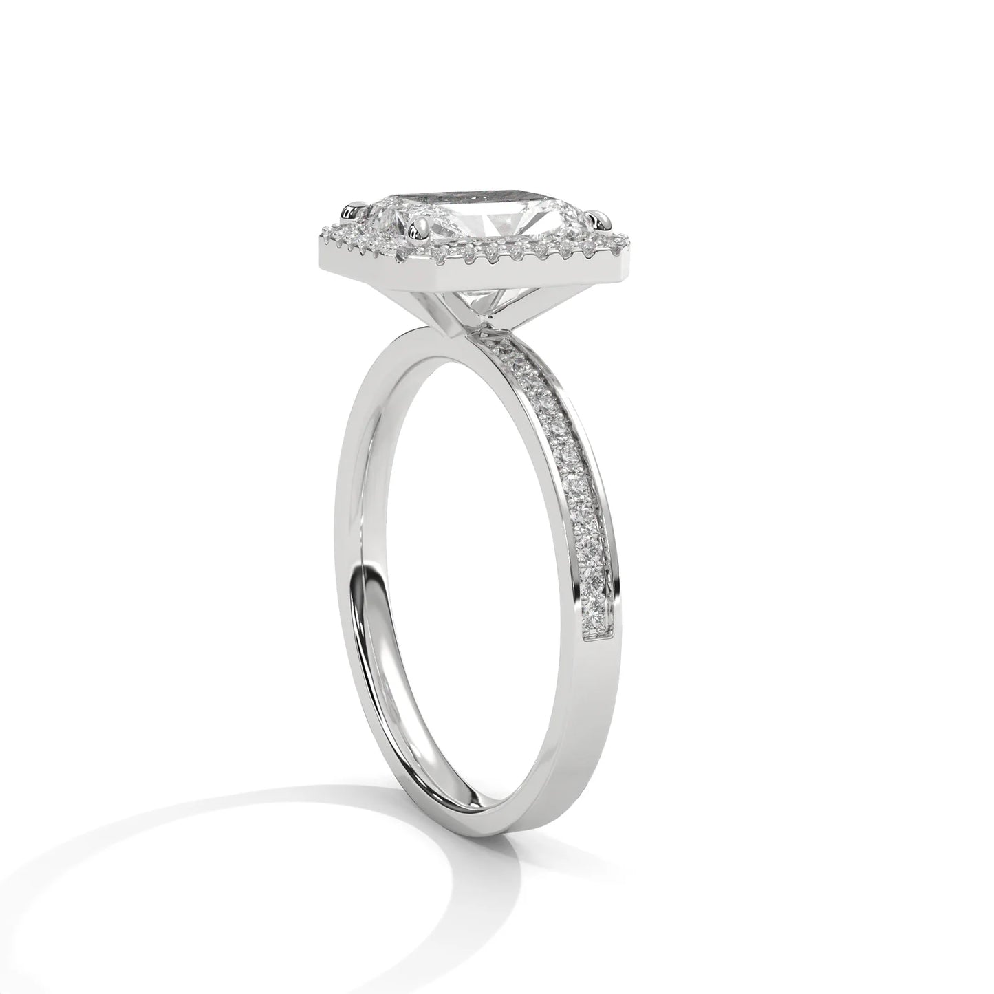 Zesor Radiant Veil Halo Ring
